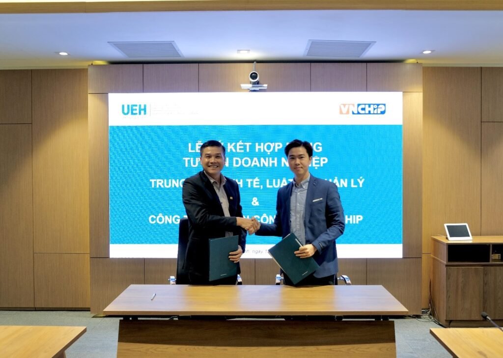 Ký kết hợp đồng tư vấn doanh nghiệp Trung tâm Kinh tế, Luật và Quản lý (CTELG) & Công ty Cổ phần công nghệ VNCHIP